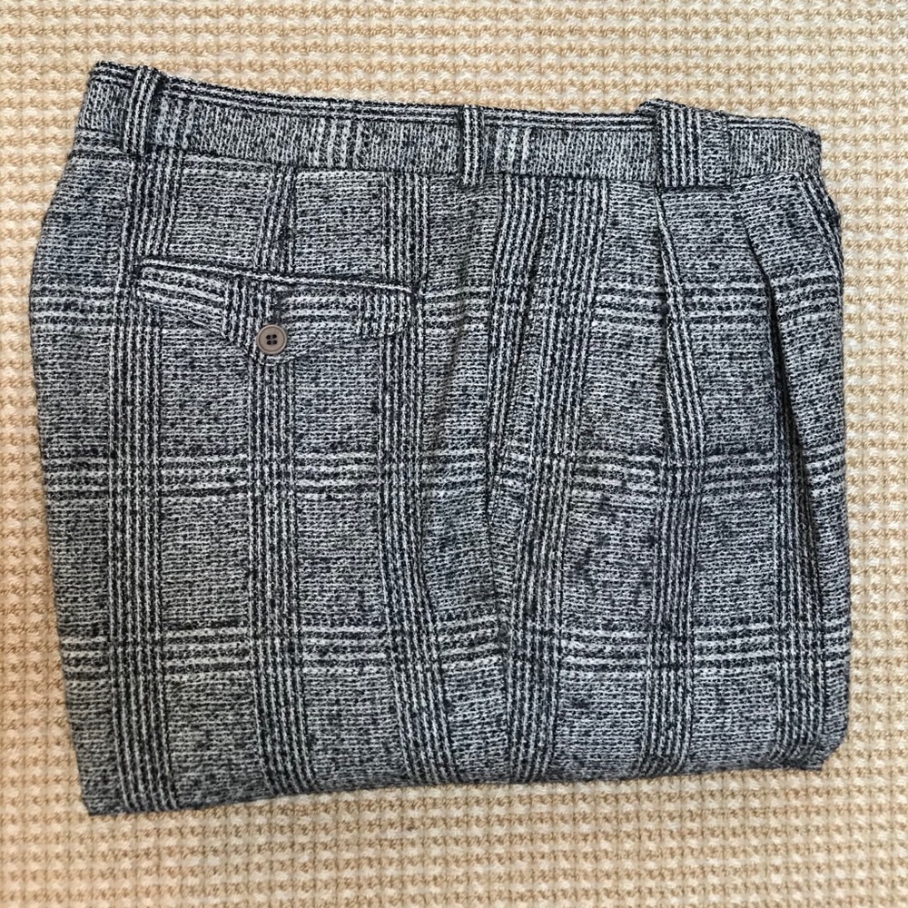Men’s Virgin Wool Pleated Trousers by Daniel René